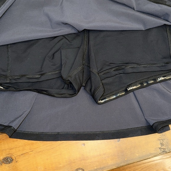 Lululemon Black Pace Rival Camouflage Skirt. Size 10. Gently worn. - Picture 3 of 9